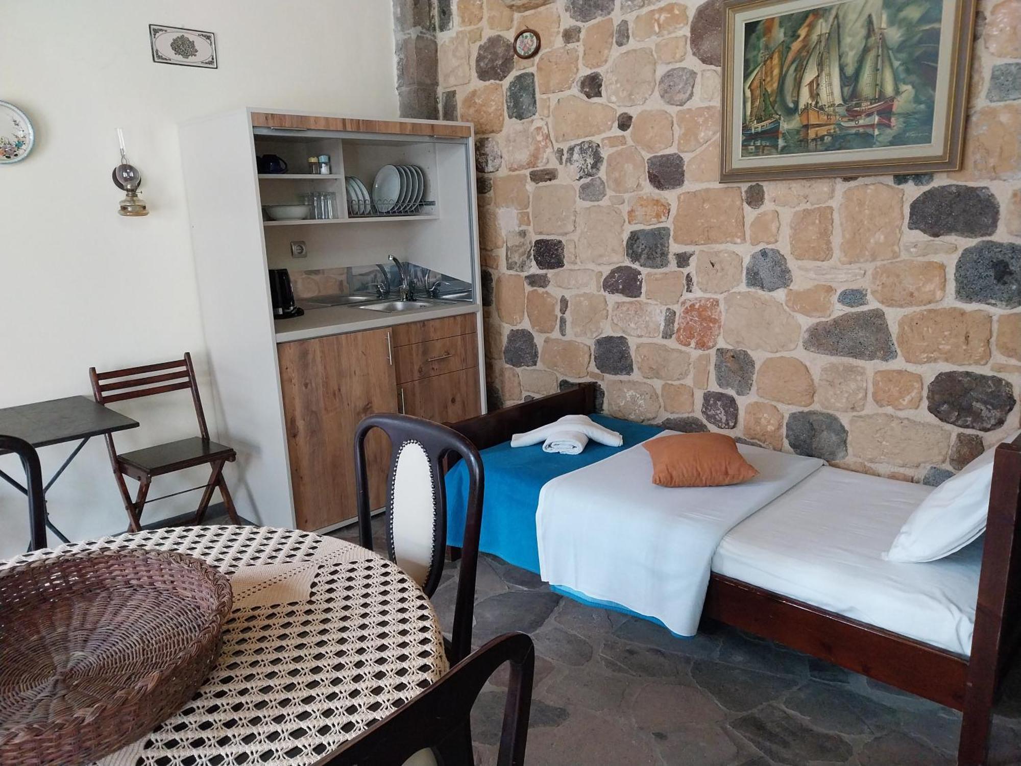 Ela Mesa Aparthotel Souvala Buitenkant foto