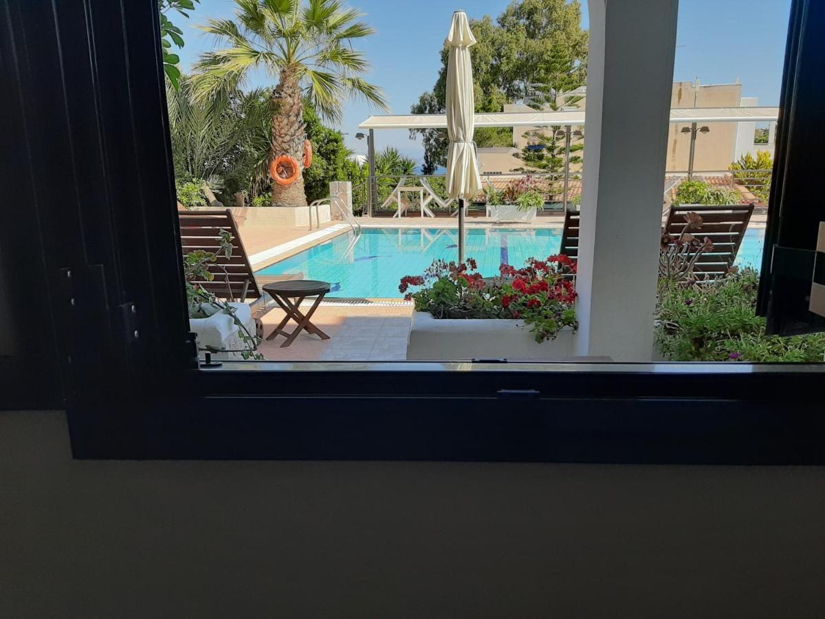 Ela Mesa Aparthotel Souvala Buitenkant foto
